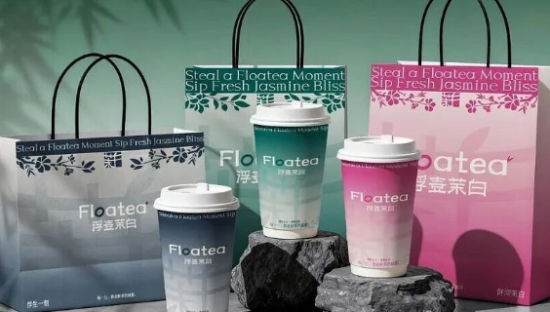 新中式茶饮“传统元素+现代表达”的包装模式，更具备市场爆发力！