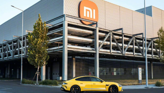 56岁雷军，又干了1131亿！