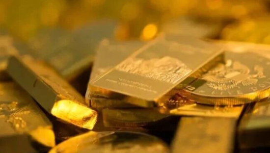 潮宏基冲港股：K金之王以量换价走得通吗？