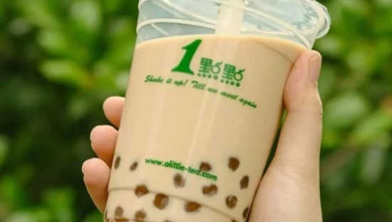 波霸奶茶被指擦边，一点点市场部天塌了！