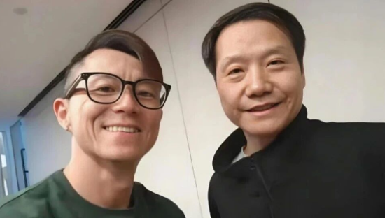 雷军最“恨”的男人，被全网封杀，一夜凉凉！