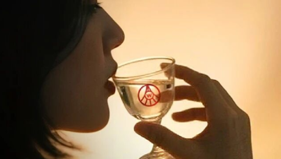 五粮液突然“降价”，一个狂飙时代结束了