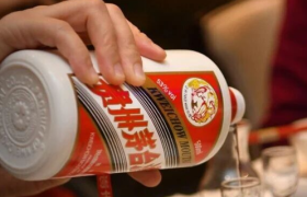 茅台崩了，一个时代结束了