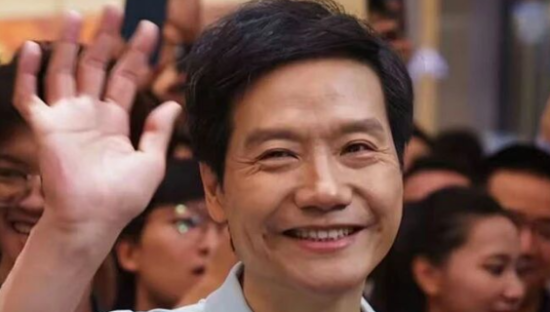 雷军56岁生日快乐！小米干了一件大事！