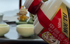 假文件曝光，茅台吓坏3亿中产！