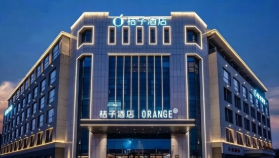 华住集团隐私门背后：季琦当学于东来