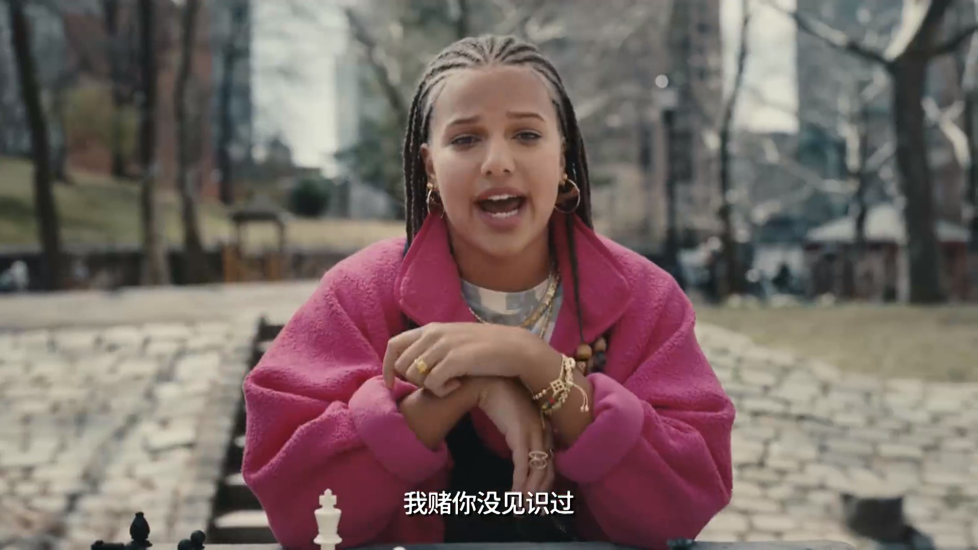 耐克50周年纪念广告：新老派运动迷的大型battle现场