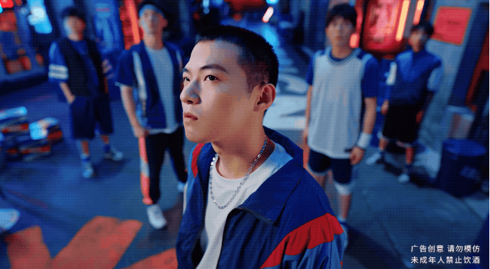 LAOSHAN BUFF打造游戏感啤酒街区，一支TVC开启你的制霸时刻