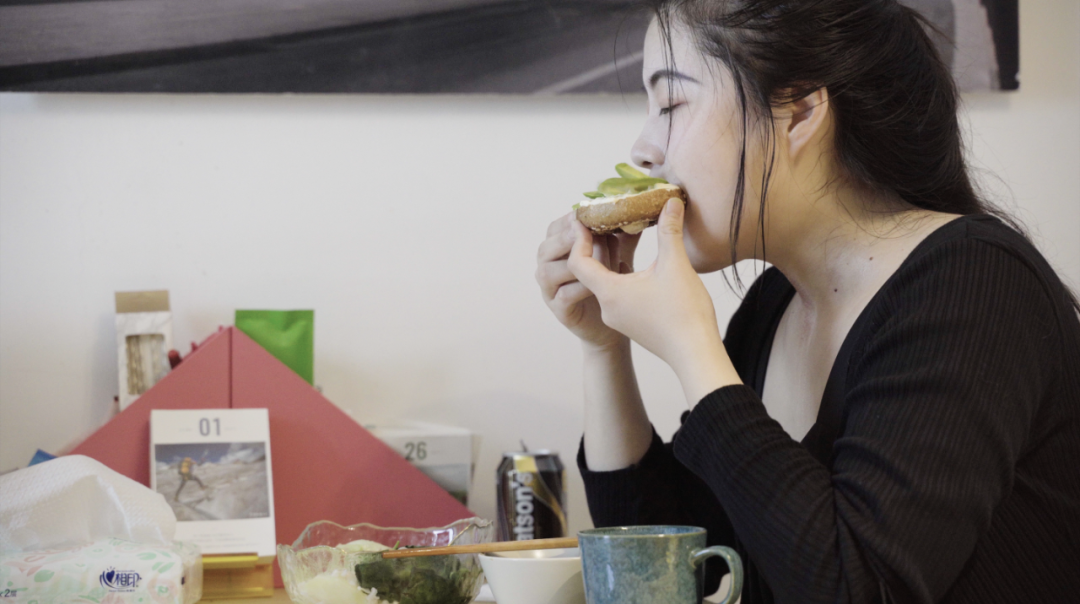 王饱饱×青年志拍「女性与饮食」纪录片：拒绝饮食焦虑