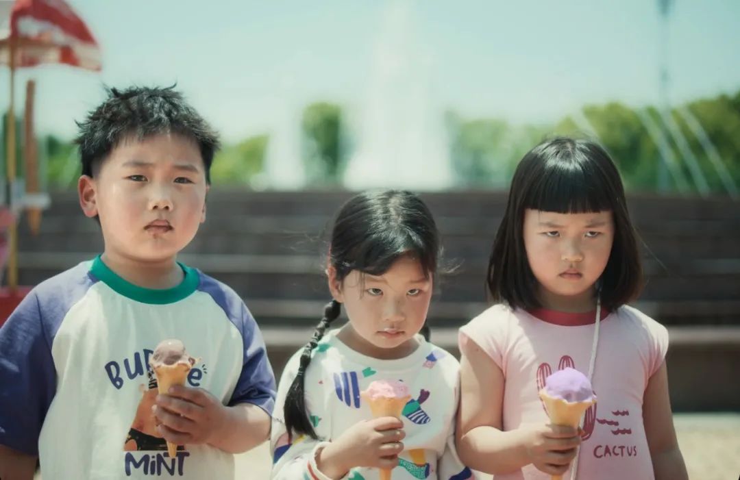 哈哈哈好气又好笑，儿童节别让你家小孩看到这个