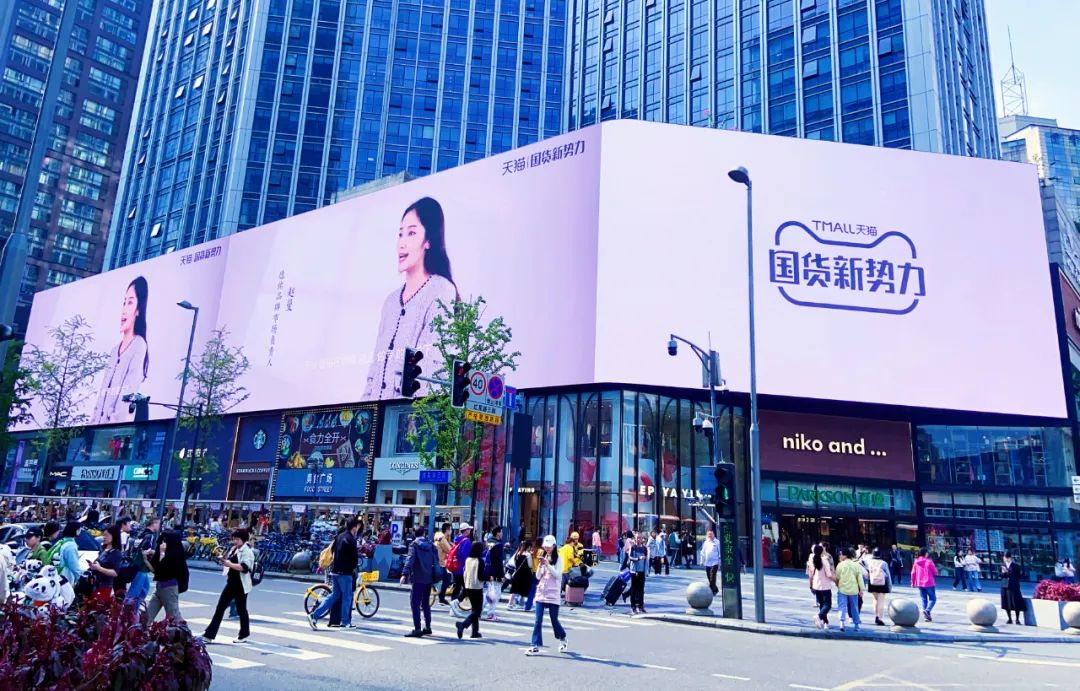 消费升级VS高性价比？德佑湿厕纸不做选择题，全都要！