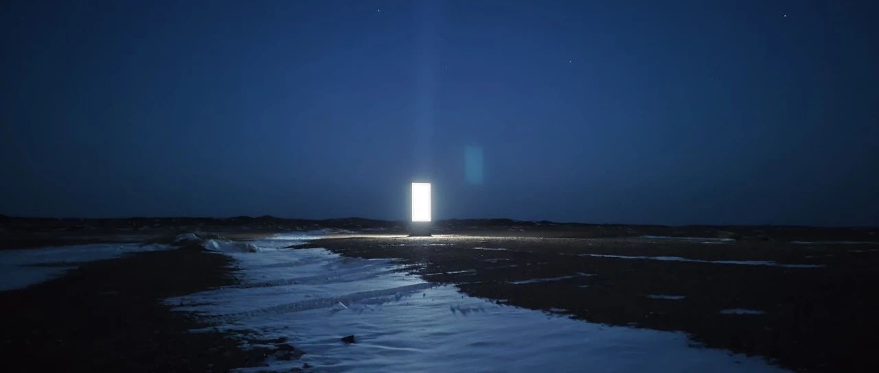 无人区里的广告牌与广告人的无人区