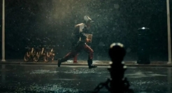 这个品牌赞助了马拉松，却在致敬没跑过马拉松的人