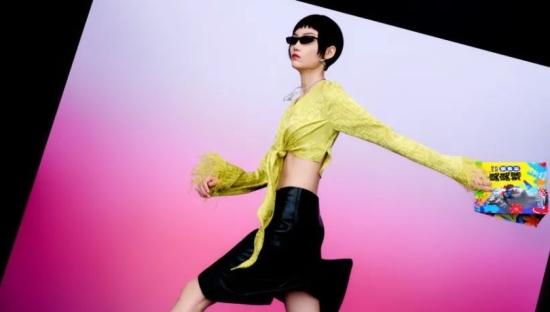 ​直播也“卷”起来了？臭臭螺抖音首播堪称“天花板”！