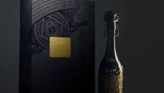 从快消品到「数字藏品」，隔着一个百威大师传奇虎年限量版的距离