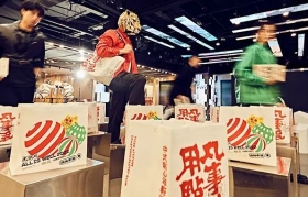 虎头局玩转亿级曝光！拆解新中式点心开局者的创新营销公式