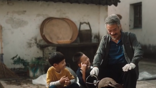 旺旺：我们中国人是吃大米长大的