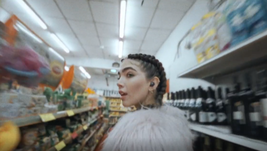 三星的创意，很“大胆”！