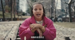 耐克50周年纪念广告：新老派运动迷的大型battle现场