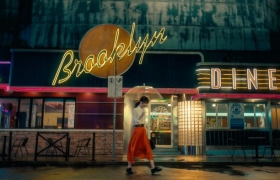 奥克斯空调：家里也可以上演百老汇歌舞剧