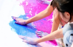 不卖惨的公益，看品牌如何造梦