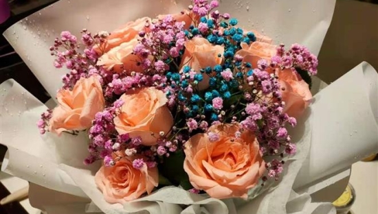 七夕营销礼盒收割“浪漫经济”，年轻人不吃这一套？