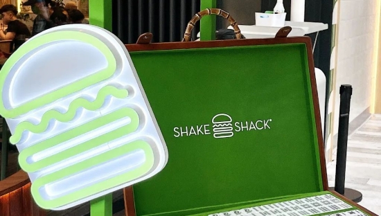 网红店Shake Shack卖麻将？一套1499元，引粉丝集体疯抢！网友：边吃汉堡边打麻将！绝！