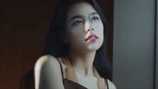 “每一面都是美一面”，被彩棠首支美学观点大片惊艳到了