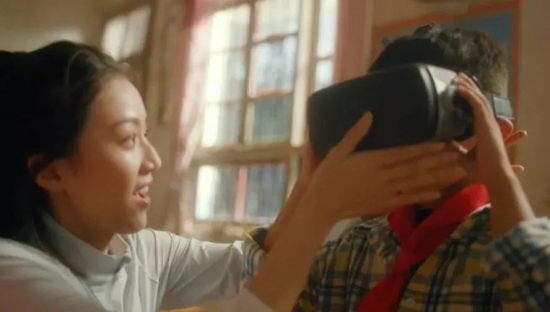 中国移动全球通上线公益微电影《山的那边》，创意同质化严重