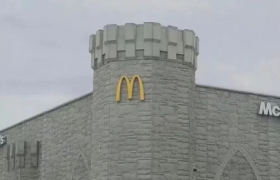 麦当“牢”门店火了！我看这设计“刑”！