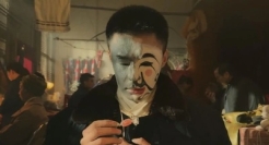 苹果新年大片《过五关》，很秀了！