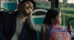 春节前最后一支情感大片！被小小孩治愈了