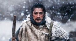 东方航空宣传片《勇毅前行》，胡歌登上雪山