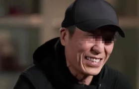 张艺谋的“废话文学”文案火了，越看越上头