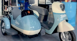 雅迪新车火了，网友：八嘎车！