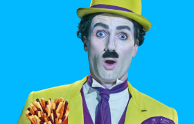 法国麦当劳魔法短片，点到谁就变色