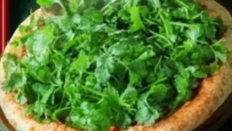 必胜客出香菜披萨，网友：新品鬼才