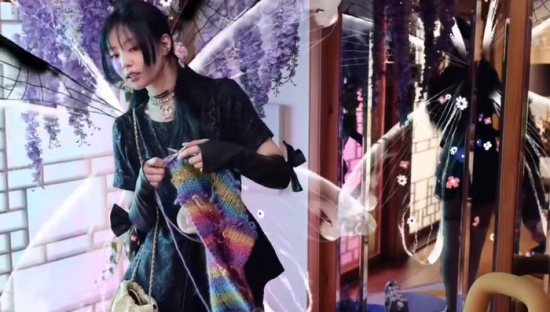 香奈儿22手袋：邀4位品牌形象大使，分享她们的快乐