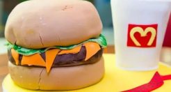 麦当劳出婚宴套餐？小孩狂喜！