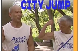 西湖大爷玩city jump，脉动年轻化营销太有梗了