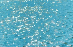 小红书为夏天，写了9句文案