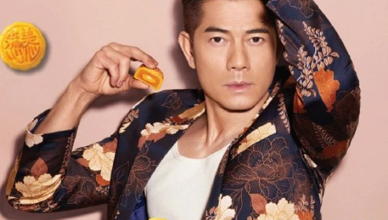 郭富城成为美心月饼全球品牌代言人，户外广告上演“全城腋话”