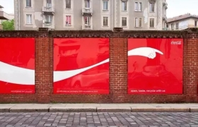 可口可乐换LOGO，变极简化了？