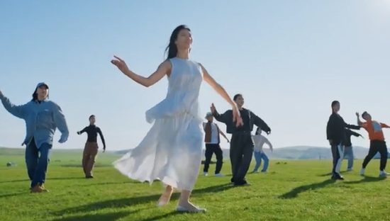 金典：在呼伦贝尔，唱一曲《草原天堂》