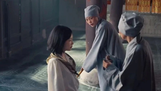 抖音给「收藏夹」打广告，内容又土又上头