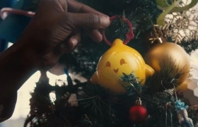 迪士尼圣诞节广告，感觉跟我大年三十回家过年一毛一样