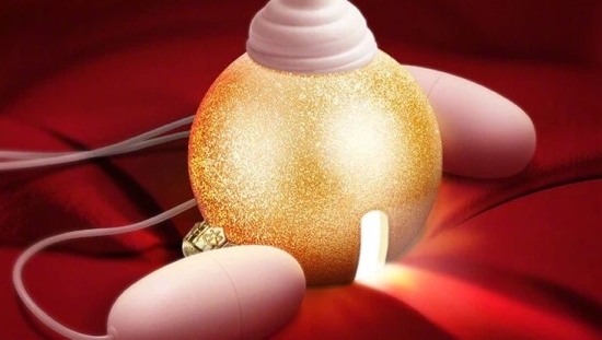 各大品牌圣诞节海报设计盘点！