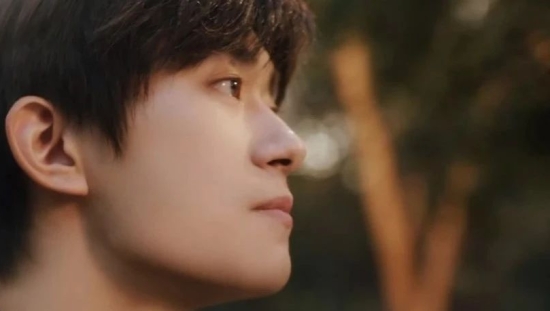 特仑苏和易烊千玺一起，期待2024「更好」