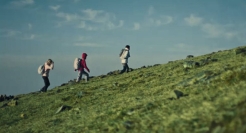 始祖鸟：在茶马古道寻访少数民族文化