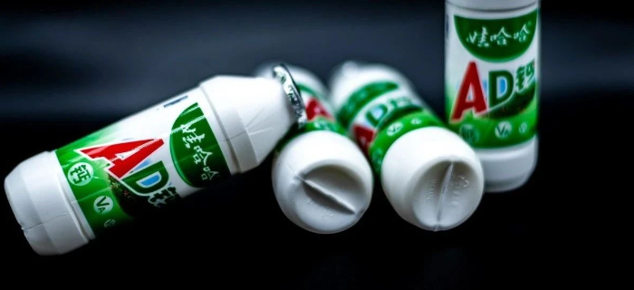 风波不断，娃哈哈越来越魔幻